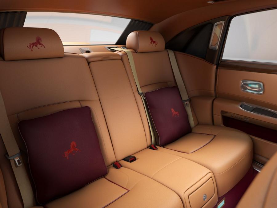  Rolls-Royce Ghost Majestic Horse Edition 2014 года  (фото 2 из 2)